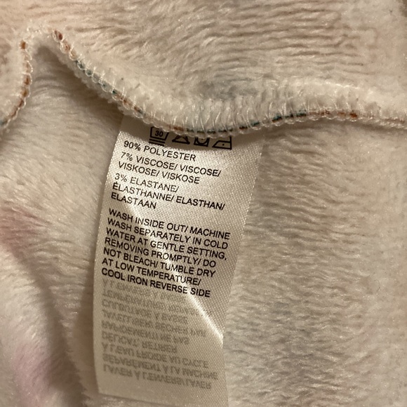 Lord & Taylor Plush Night Gown  Size M. NWOT - Picture 3 of 4